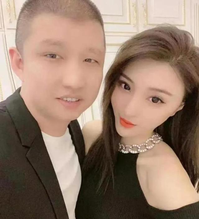 二驴的老婆图片